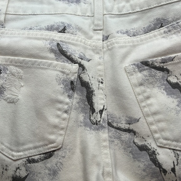 Peach Love California High Rise Shorts Size S - Picture 14 of 16